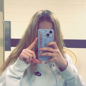 Meet your Posher, Annabelle